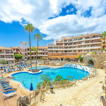 Albatros Garden & Heated Pool Appartamento