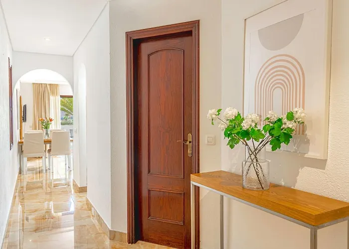 Albatros Garden & Heated Pool *